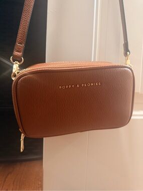 Poppy & Peonies Chestnut Brown Pebbled Crossbody